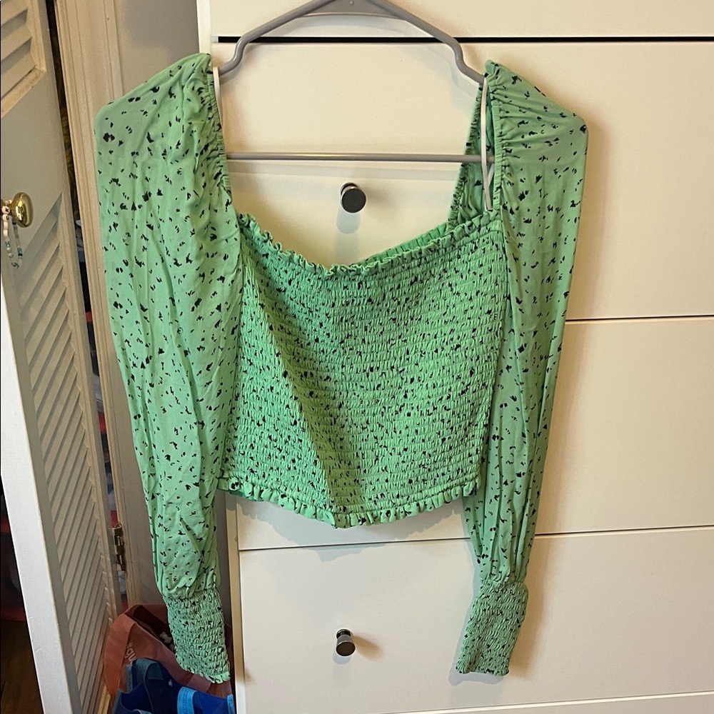 Aritzia Little Moon Smocked Puff Sleeve Blouse